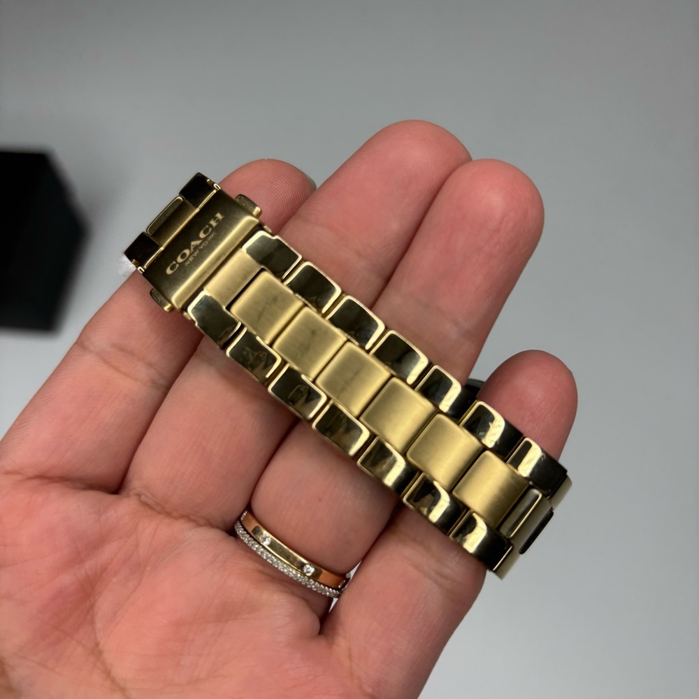 Coach Grand Quartz Watch - Picture 3 of 7